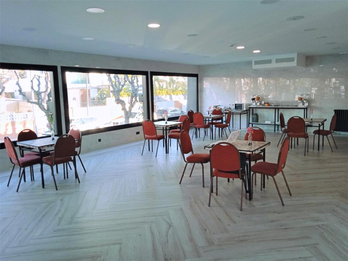 153 3* Castelldefels