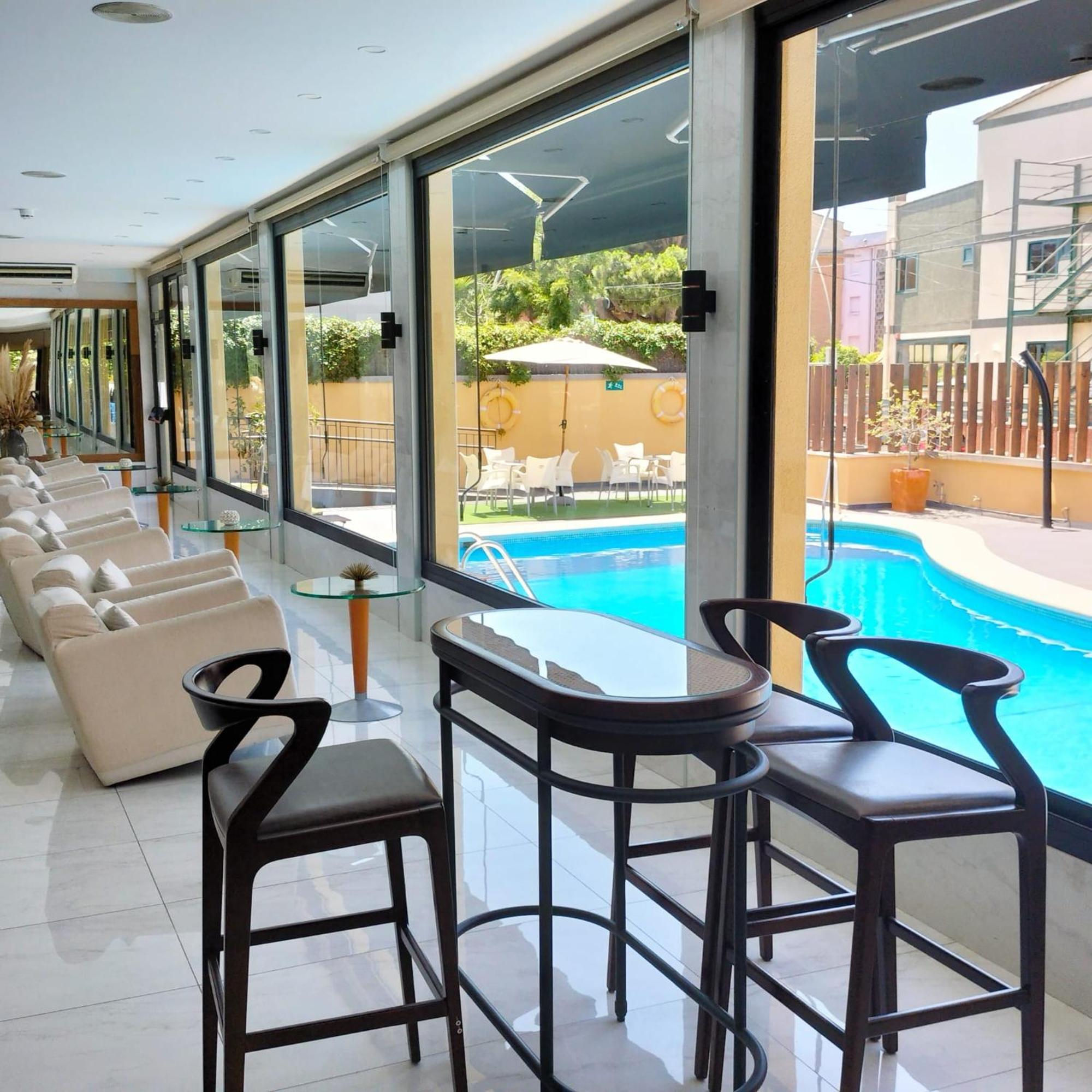153 Hotel 3*