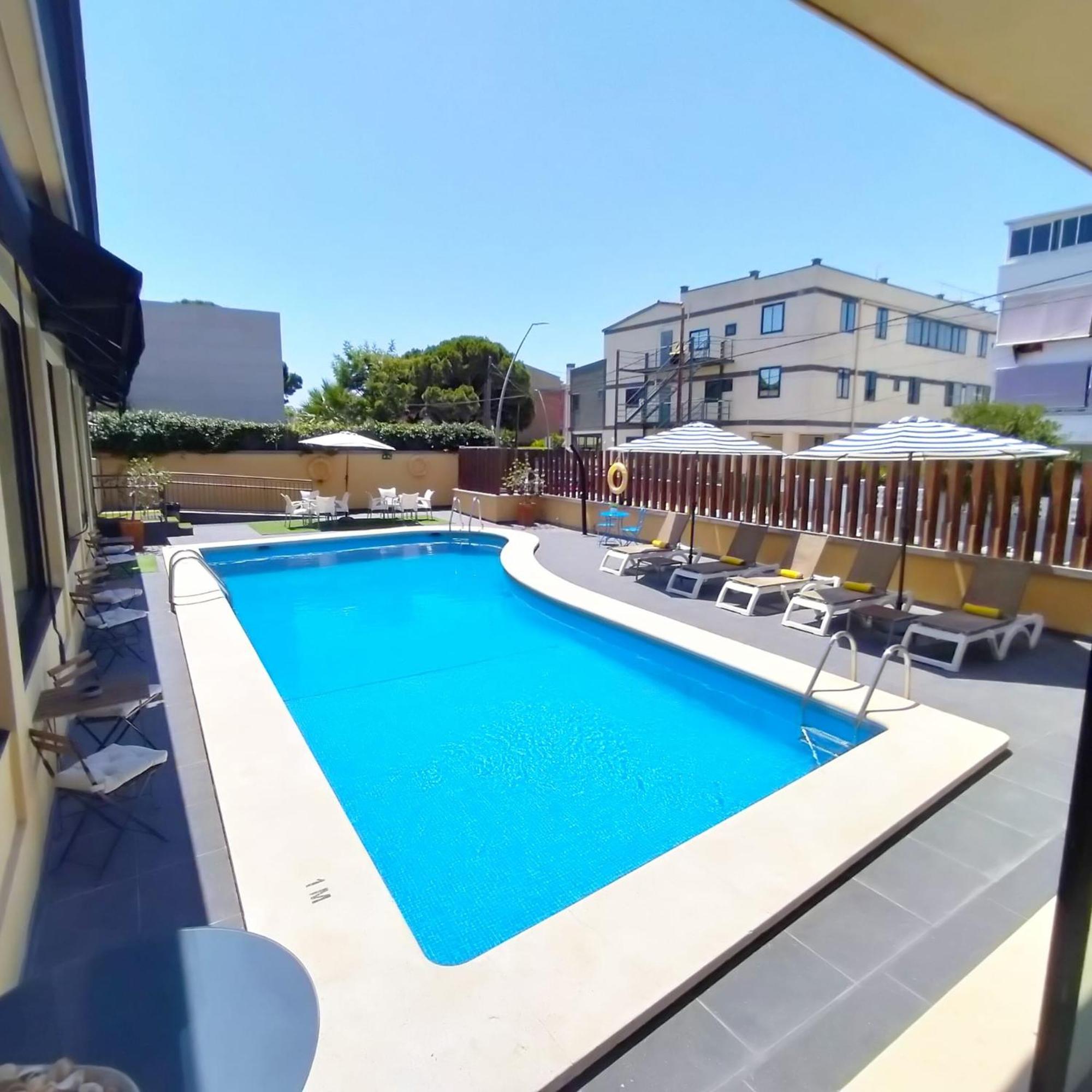 Hotel 153 3*