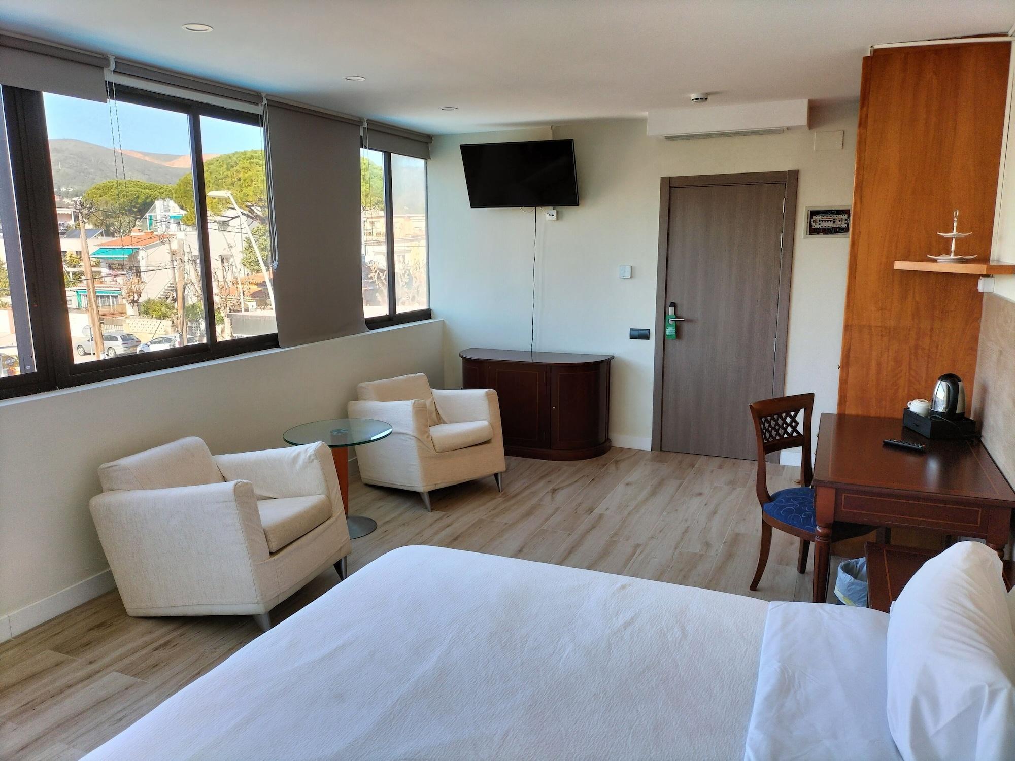 153 3* Castelldefels